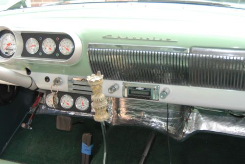 1954 Chevolet 210 DelRay, full frame-off restomod, 350/350, disc brakes, NICE, image 20