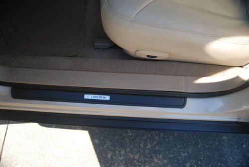 2001 Lincoln Town Car Cartier L Sedan 4-Door 4.6L, image 7