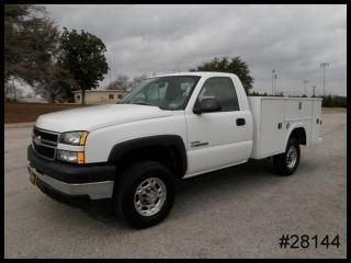 '07 v8 2500hd duramax diesel regular cab 8' rki utility service truck we finance