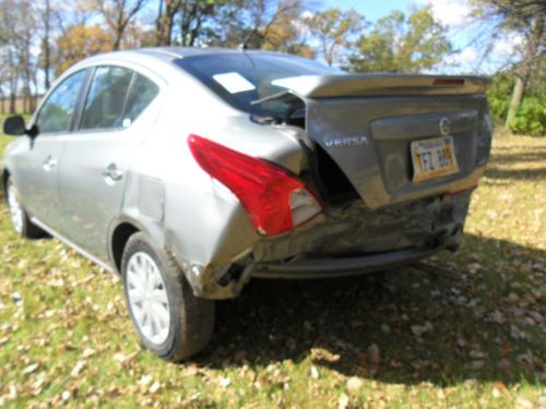 2013 Nissan Versa  Gray Only 12,189 Miles!, image 2
