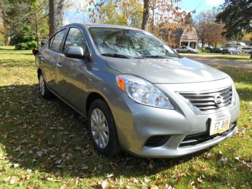 2013 Nissan Versa  Gray Only 12,189 Miles!, image 5