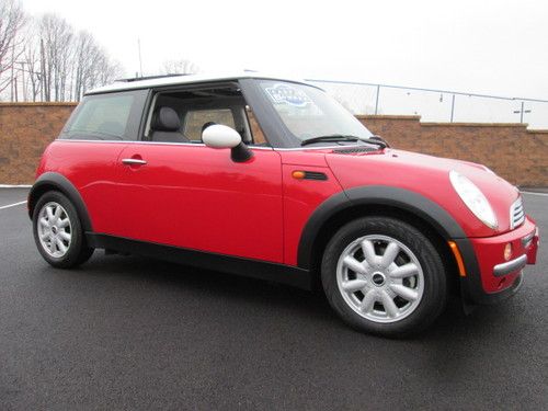2003 mini cooper 5-speed manual 1-owner low miles no reserve leather  clean!!!!