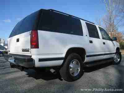 NO RESERVE! 1-OWNER! CLEAN CARFAX! TOW PACKAGE! 3RD ROW SEATS! 4WD CHEVY BURBAN, image 7