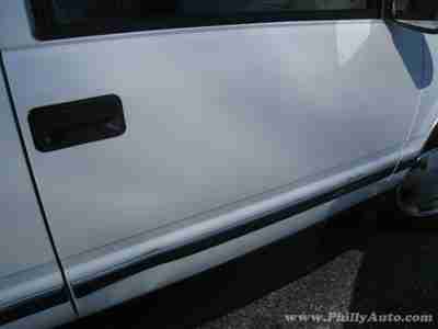 NO RESERVE! 1-OWNER! CLEAN CARFAX! TOW PACKAGE! 3RD ROW SEATS! 4WD CHEVY BURBAN, image 19