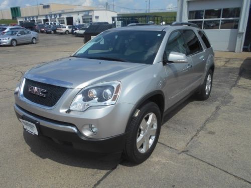 Gmc acadia slt awd, 3rd row, panaramic roof, quad bucket seats. loaded!