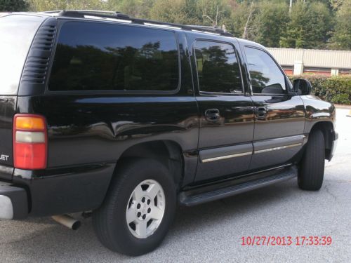 03 chevy suburban lt. black.fully loaded. no mechanicle issues.