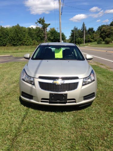 2012 chevrolet cruze lt sedan 4-door 1.4l