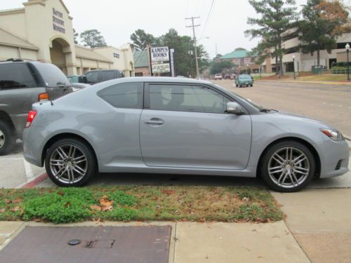 2012 scion tc coupe - 15,242 miles - am/fm/cd/xm - 18&#034; alloys- adult driven