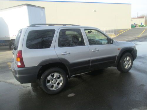 WOW! 2003 Mazda Tribute ES Sport--LEATHER--CLEAN--NO RESERVE--Steal It!, image 3