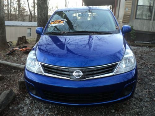 2012 nissan versa 1.8 sl hatchback 4-door 1.8l