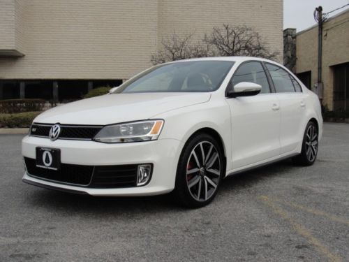 2012 volkswagen jetta gli, loaded, warranty, just serviced