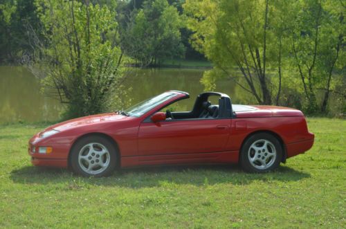 Beautiful 1996 nissan 300zx base convertible 2-door 3.0l