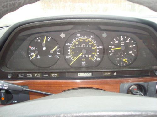 1985 Mercedes-Benz 300SD Classic Turbo Diesel,Great Driving condition,Clean Benz, image 11