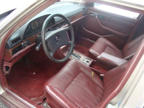 1985 Mercedes-Benz 300SD Classic Turbo Diesel,Great Driving condition,Clean Benz, image 12