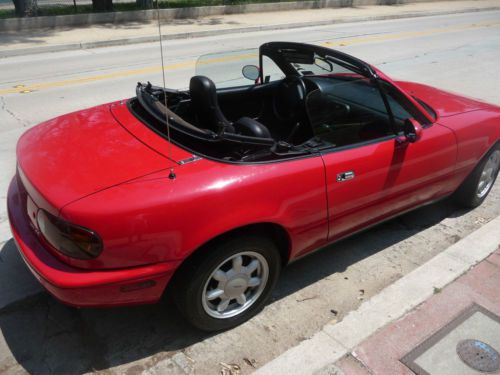 1990 mazda miata red only 12k miles in garage entire life, perfect condition