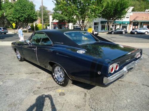 Hardtop Dodge Charger Sports 68 new battery and a new aluminum radiator, image 3