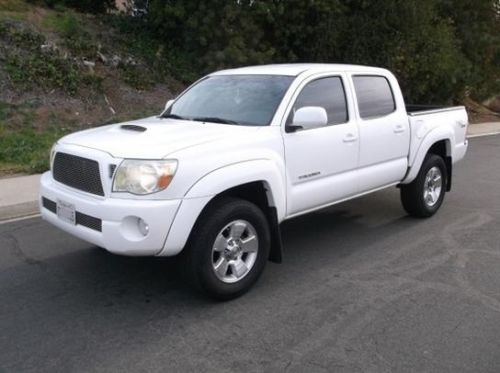 2008 toyota tacoma pre runner crew cab pickup 4-door 4.0l