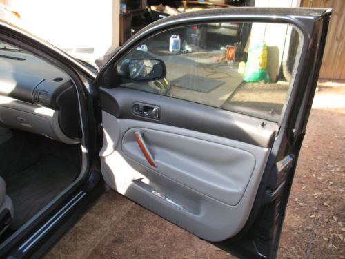 2003 Volkswagen Passat 4 dr. Sedan Automatic V6, image 13