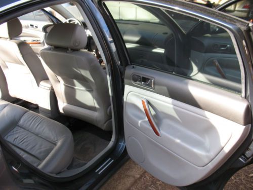 2003 Volkswagen Passat 4 dr. Sedan Automatic V6, image 14