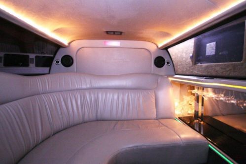 1999 Federal Coach 120" Limousine Town Car Very Clean, CHEAP Great Prom Limo, image 16