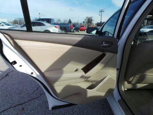 2.5 SL 2.5L CD Front Wheel Drive Power Steering 4-Wheel Disc Brakes Sun/Moonroof, image 20