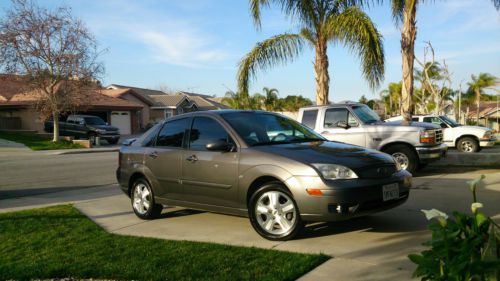 Ford focus zx4 &#034;st&#034; well kept must sell