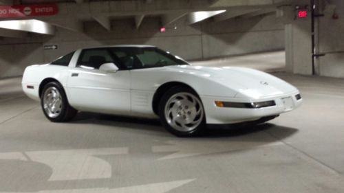1991 chevrolet corvette, white, 93k miles,clean! targa top, 5.7l, new tires l@@k