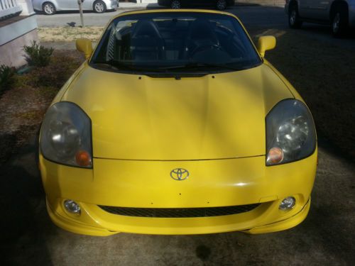 2004 toyota mr2 spyder base convertible 2-door 1.8l