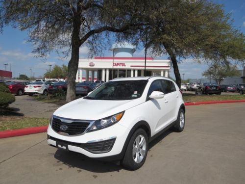 2011 kia sportage we finance!!! warranty