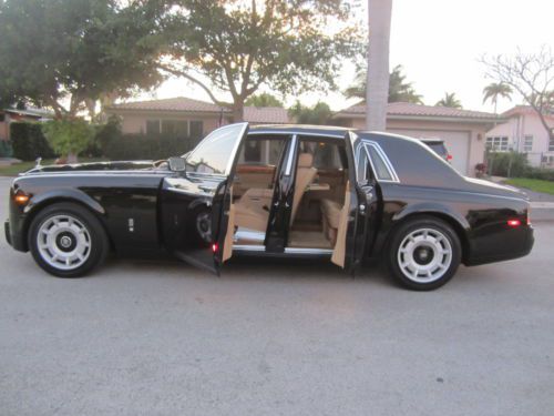 2005 rolls-royce phantom low miles florida car clean car fax low reserve