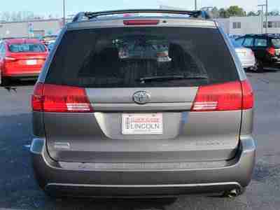 Toyota Sienna LE Cloth Interior 2nd Row Captains 7 Passenger Local Trade, image 6
