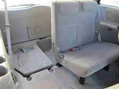 Toyota Sienna LE Cloth Interior 2nd Row Captains 7 Passenger Local Trade, image 14