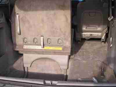 Toyota Sienna LE Cloth Interior 2nd Row Captains 7 Passenger Local Trade, image 15