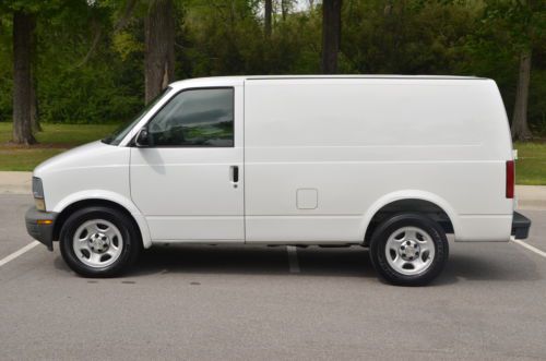 2005 chevrolet astro cargo van work ready clean