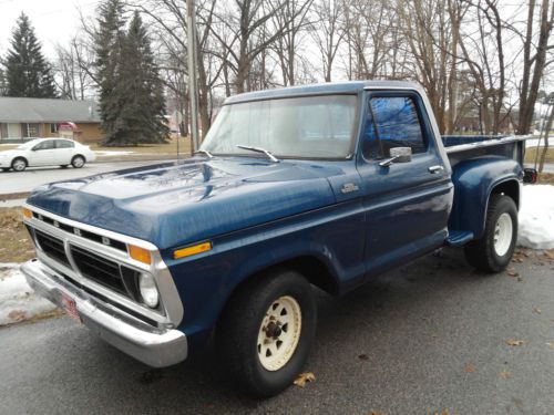 F-100 custom classic 2-door 1977 ford truck shortbed