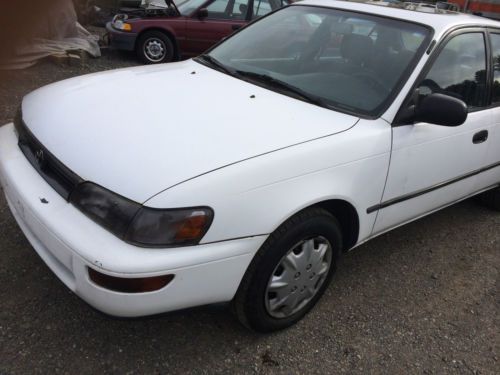 1993 toyota corolla dx sedan 4-door 1.8l