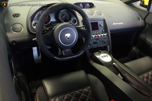 LP 550-2 Coupe, Grigio Telesto/Nero Perseus, Full Black Leather, 3K miles, image 13