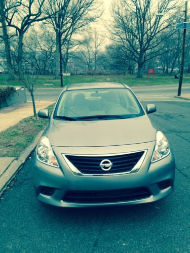 2014 nissan versa 1.6 sv sedan 4-door 1.6l