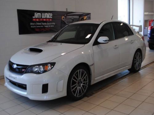 Wrx sti manual 2.5l 4x4 power steering power brakes power door locks tachometer