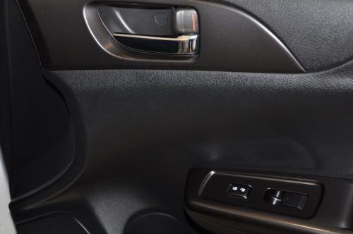 WRX STi Manual 2.5L 4X4 Power Steering Power Brakes Power Door Locks Tachometer, image 30