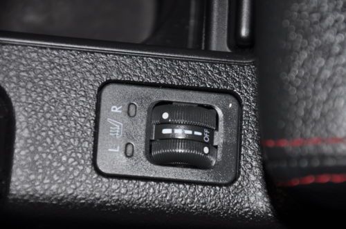 WRX STi Manual 2.5L 4X4 Power Steering Power Brakes Power Door Locks Tachometer, image 55