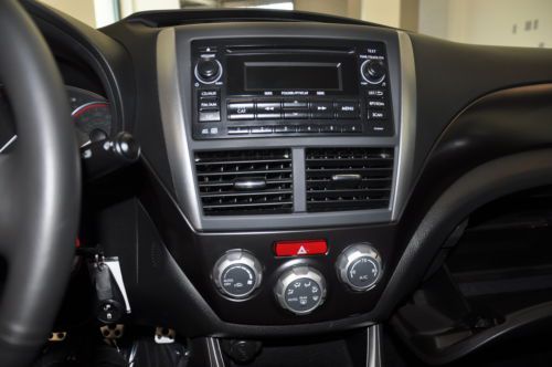 WRX STi Manual 2.5L 4X4 Power Steering Power Brakes Power Door Locks Tachometer, image 57