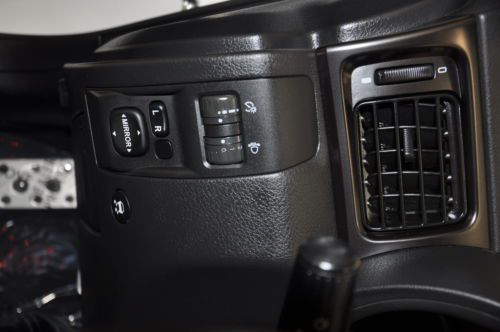 WRX STi Manual 2.5L 4X4 Power Steering Power Brakes Power Door Locks Tachometer, image 60