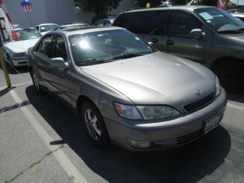 1997 lexus es300 base sedan 4-door 3.0l