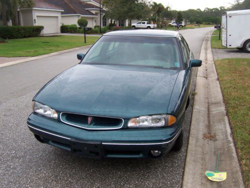 1997 pontiac bonneville se sedan 4-door 3.8l