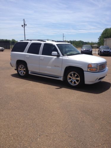 2006 gmc yukon denali suv 4-door entertainment,sunroof,20&#034; wheels,navigation