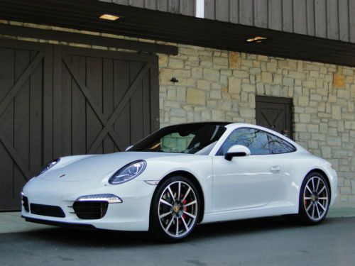 C2s, only 500 miles, 120k msrp, pdk, navi, 20&#034; carrera classic, navi, sport exst