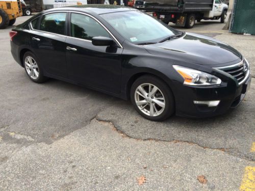 2013 nissan altima sv sedan 4-door 2.5l like new!!