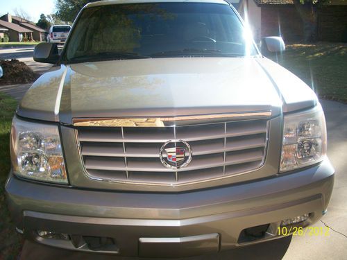 Nice 2002 cadillac escalade suv