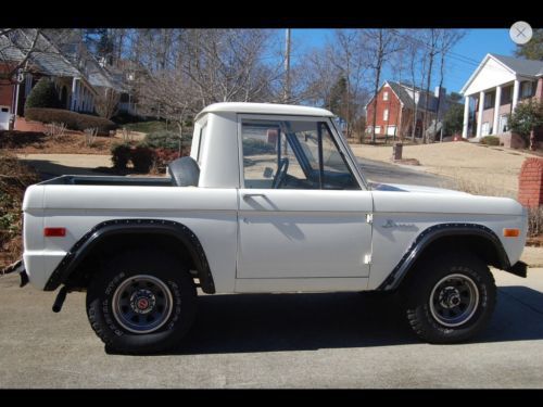 Ford bronco half cab with manual 3 speed rebuilt 302 jasper engine 4 x 4